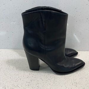 VINCE Erving Western Ankle Bootie Black Leather Stacked Heel Pointed Toe Boots 8